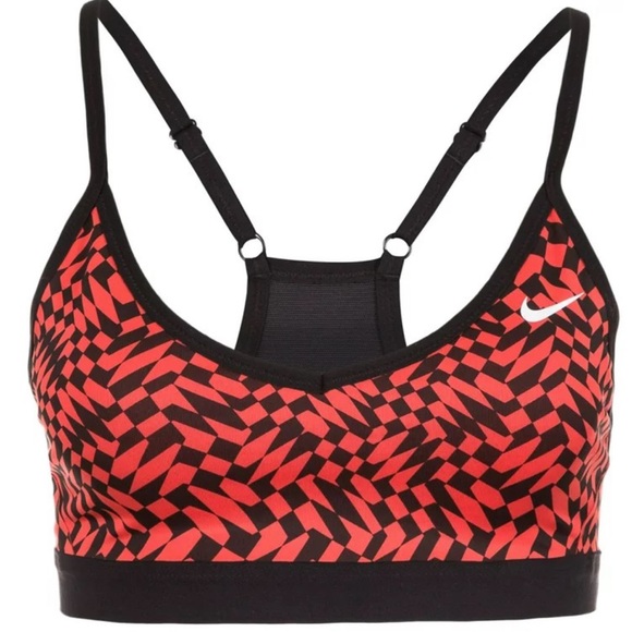 Nike, red, medium - Picture 1 of 2